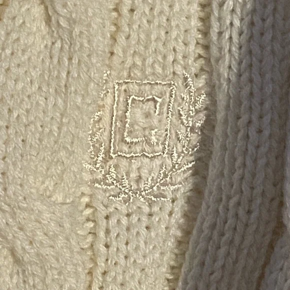 Yr END SALE‼️“CHAPS” Ivory V-Neck in 100% Cotton. Another Primary Piece Sz L. - Picture 3 of 7